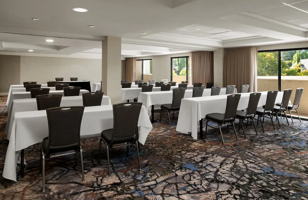 Hilton Stockton-1