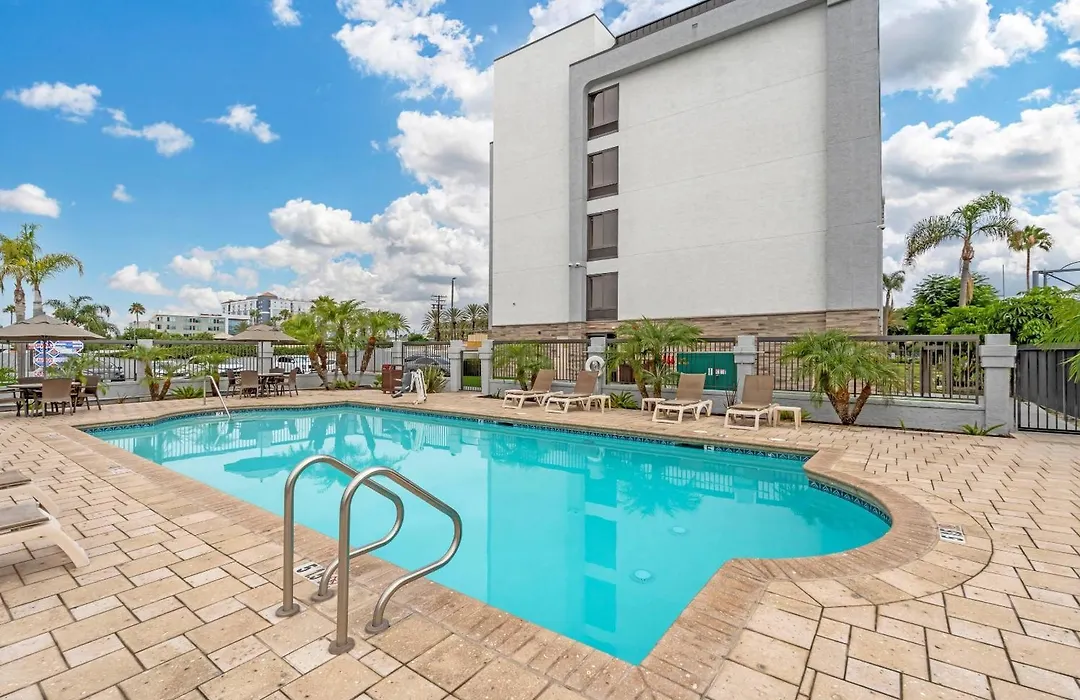 Comfort Inn Anaheim Resort-1