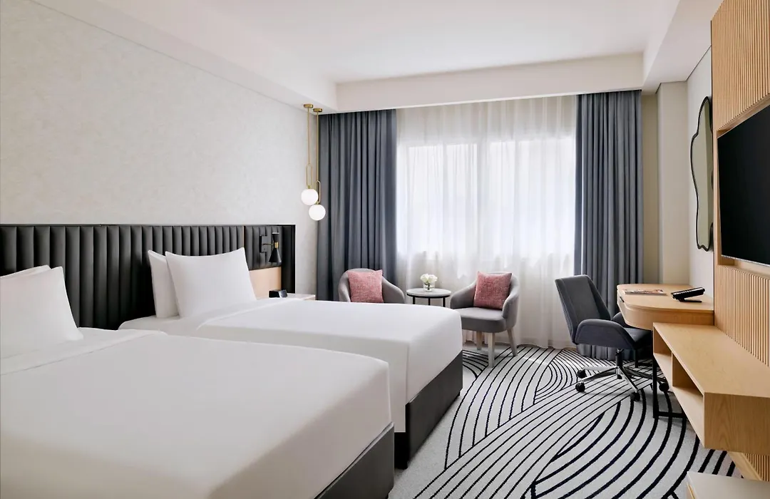 Crowne Plaza Dubai Deira By Ihg-1