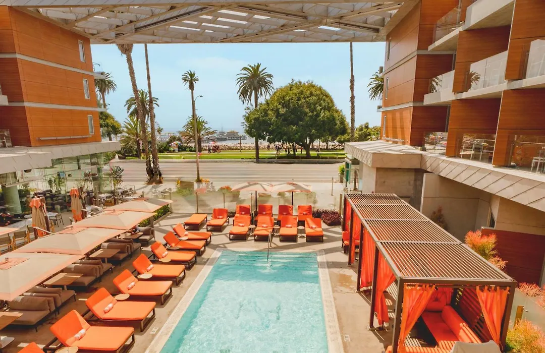 Shore Hotel-1