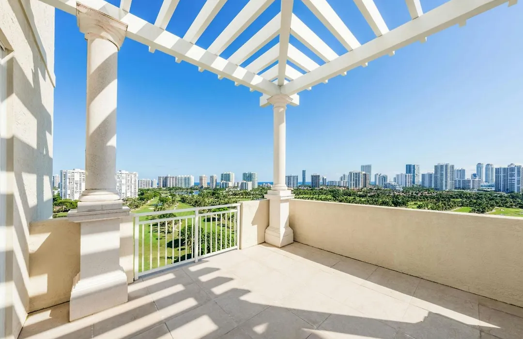 Jw Marriott Miami Turnberry Resort & Spa-1