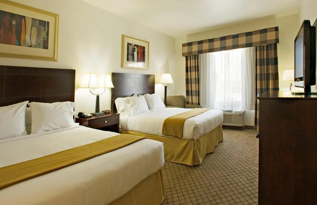 Holiday Inn Express & Suites Childress By Ihg-1