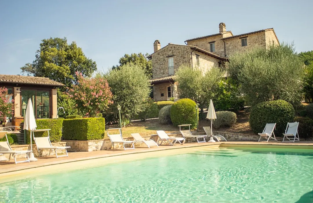 Re Artu Assisi Country Lifestyle-1