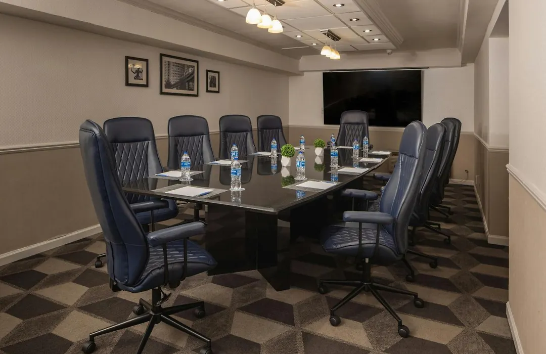 Four Points By Sheraton Detroit Novi-1