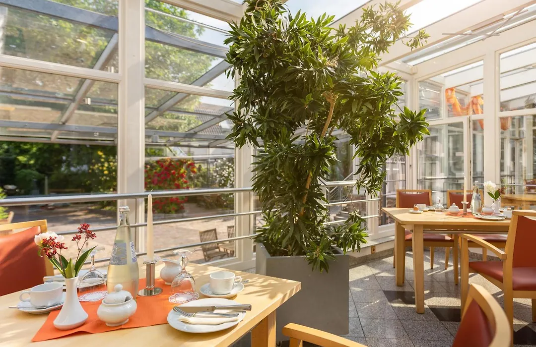 Hotel Bördehof, direkt an der A2&A14, mit Restaurant-1