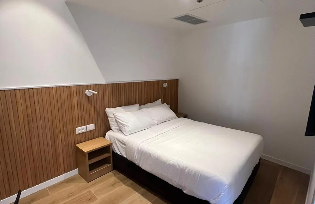 Motel Aviv-1