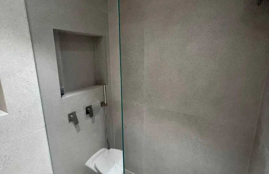 Motel Aviv-1