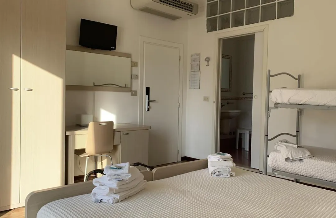 Hotel Monti-1