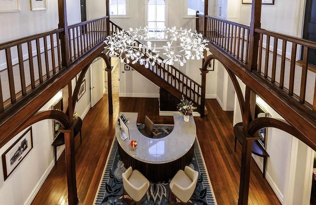 Grand Mercure Basildene Manor-1