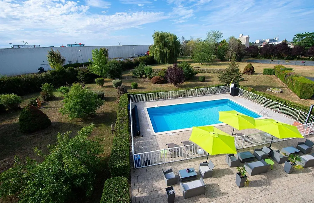 Ibis Styles Gien-1