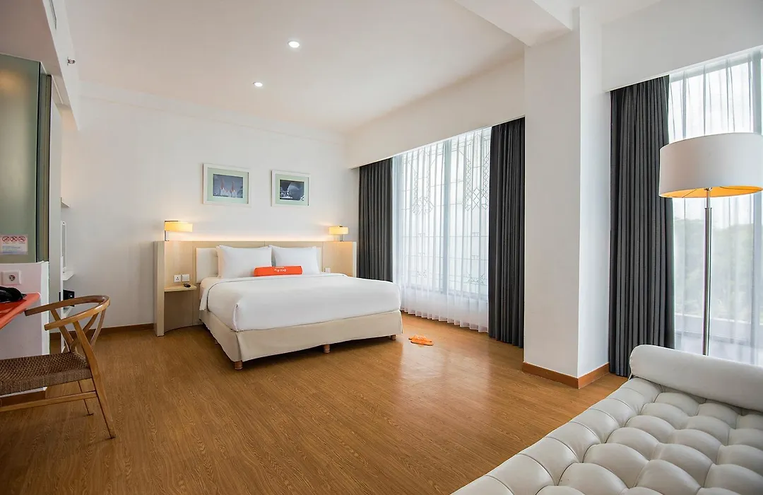 Harris Hotel & Conventions Malang-1