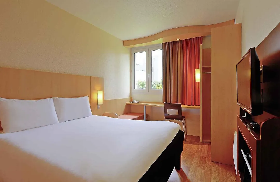 Ibis Poitiers Beaulieu-1