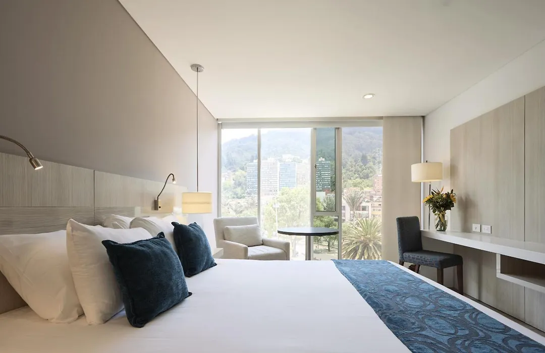 Hotel Bh Bicentenario-1