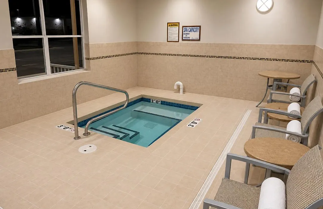 Heritage Hotel And Suites-1