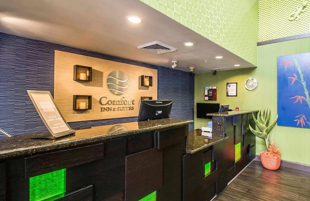Comfort Inn & Suites Lantana - West Palm Beach South-1