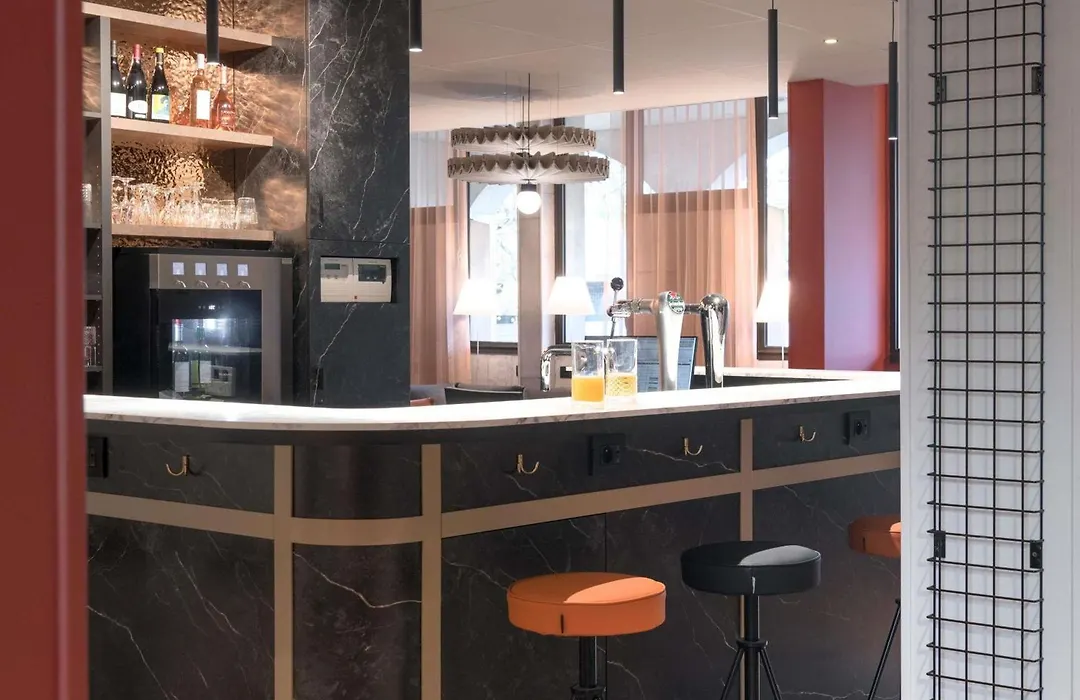 Ibis Rueil-Malmaison Centre-1