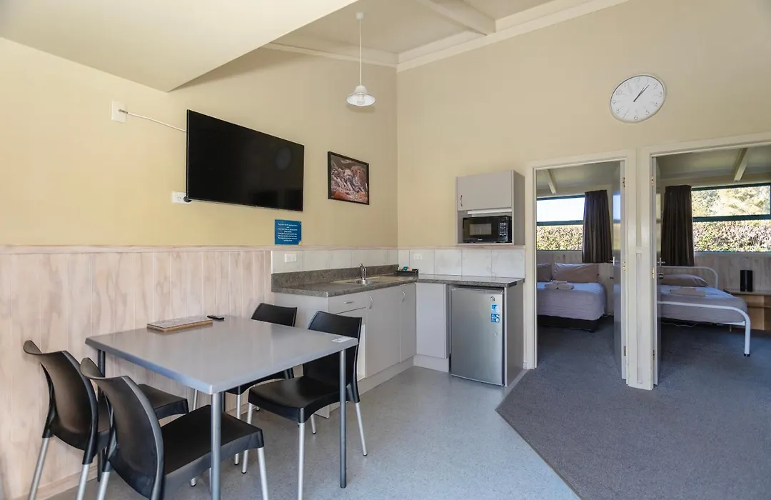 Oamaru Top 10 Holiday Park-1