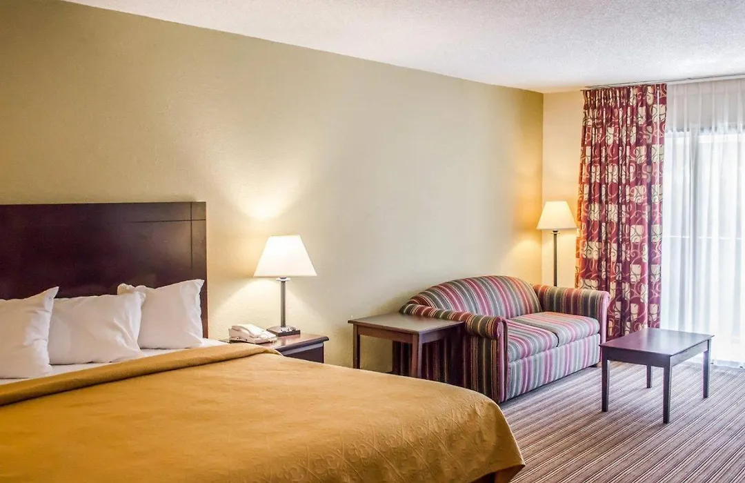 Quality Inn & Suites Pensacola Bayview-1