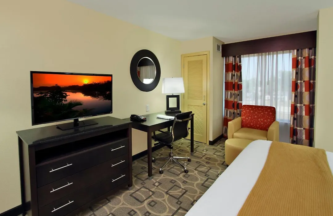 Holiday Inn Express Augusta Downtown By Ihg-1