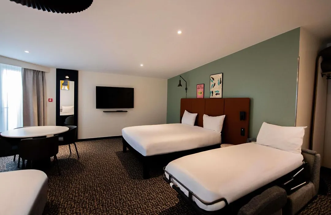 Ibis Paris Canal Saint Martin-1