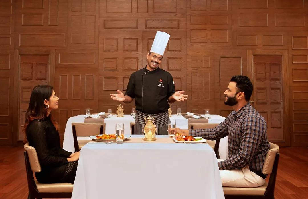 Kochi Marriott Hotel, Lulu International Shopping Mall-1