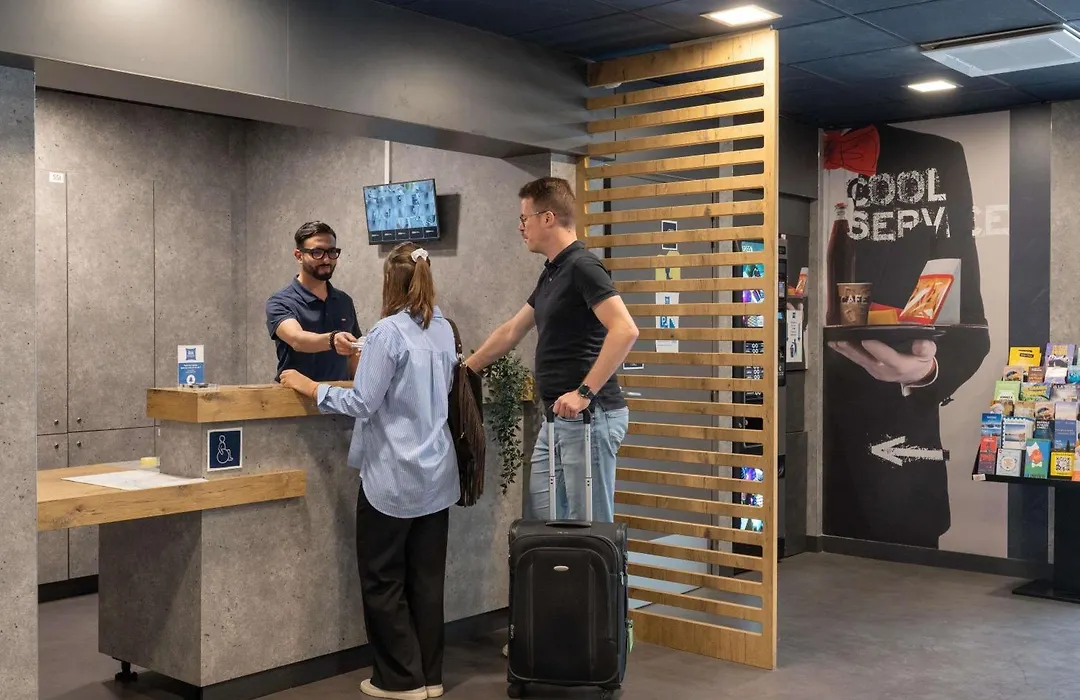 Ibis Budget Lyon Caluire Cite Internationale-1