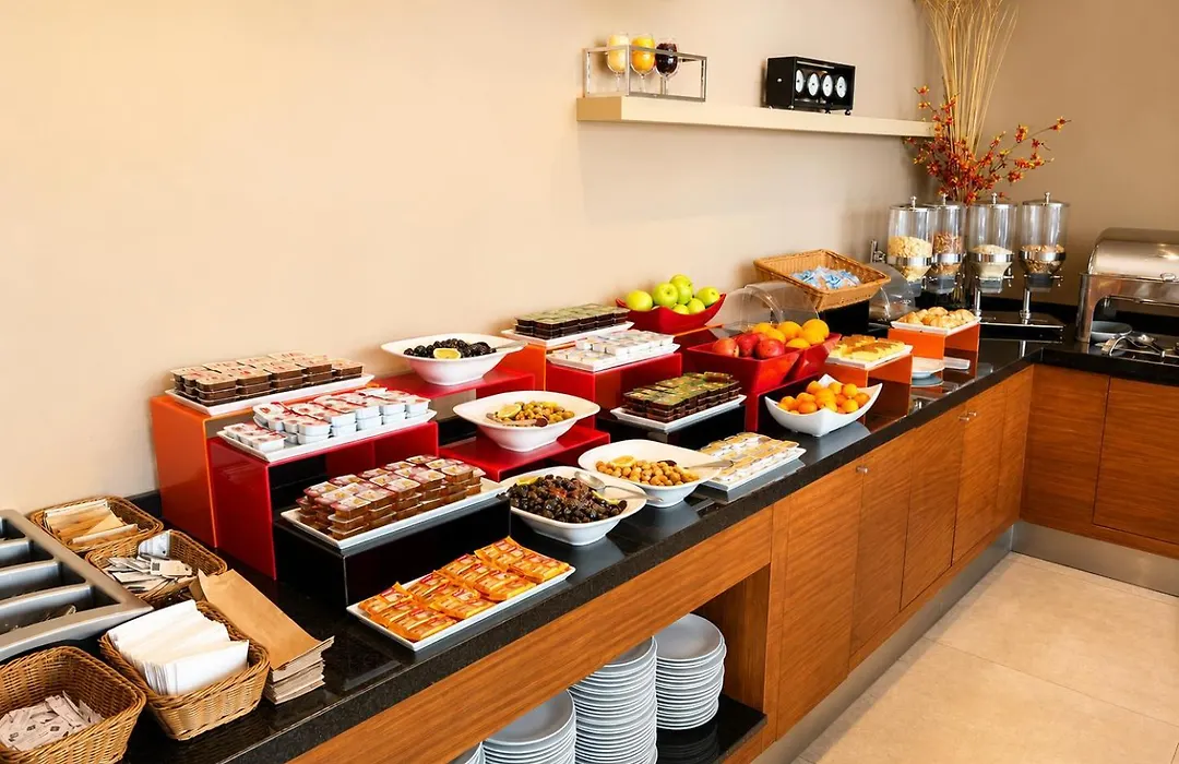 Liv City Hotels-1