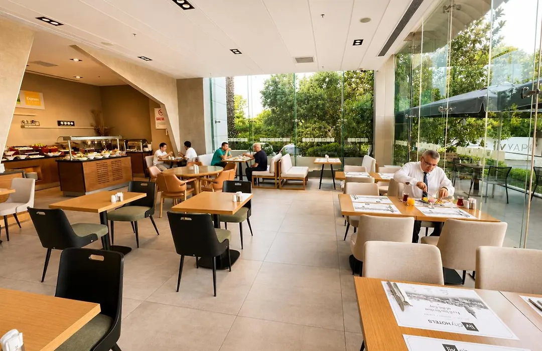 Liv City Hotels-1