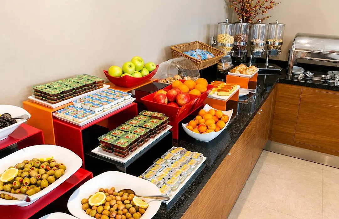 Liv City Hotels-1