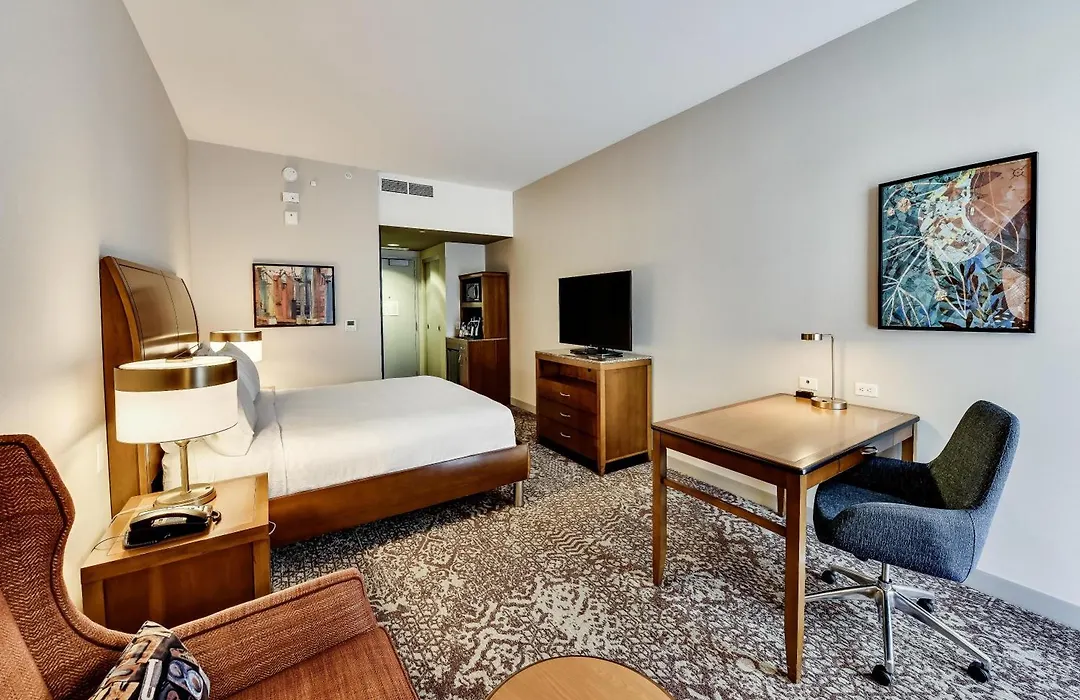 Hilton Garden Inn Alexandria Old Town National Harbor-1