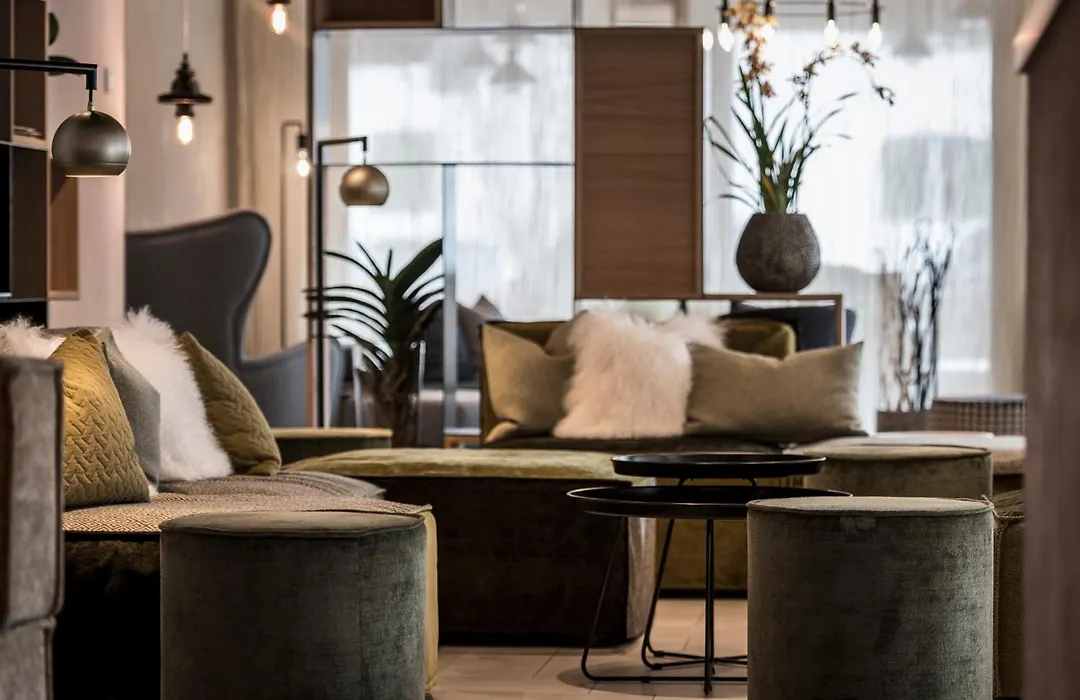 Hotel Tofana-1