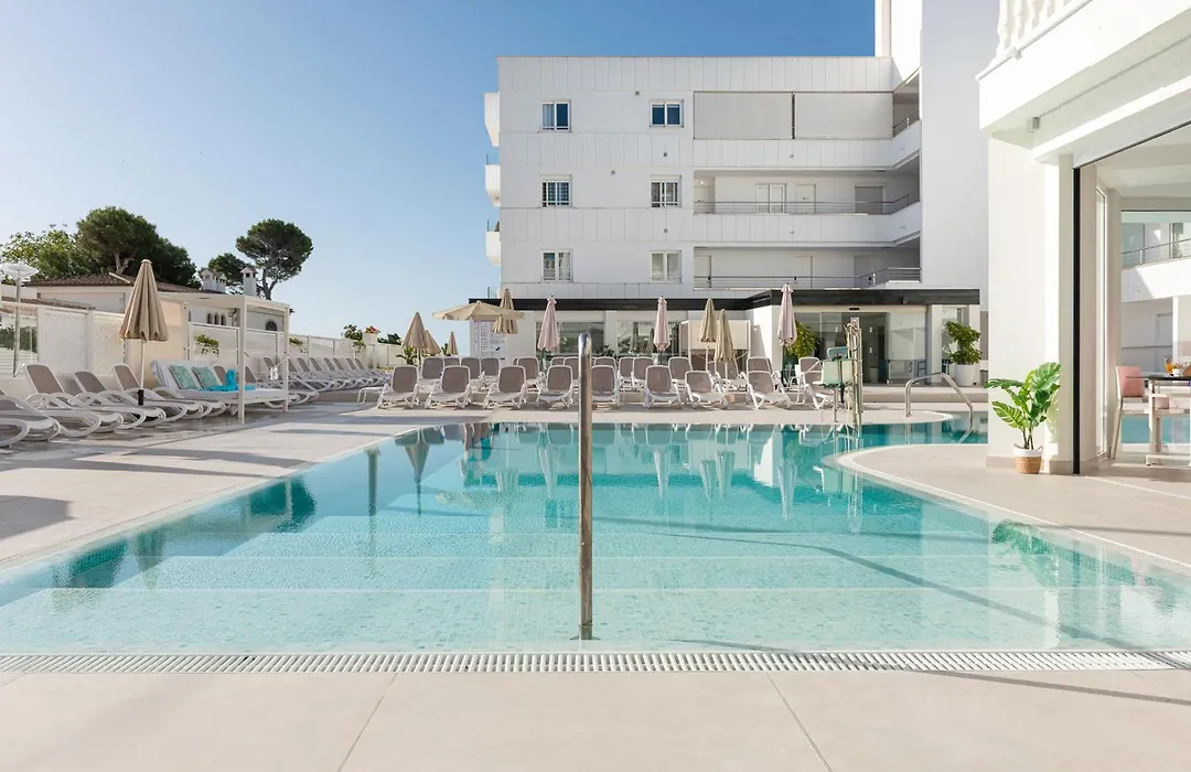 Welikehotel Triton Beach (Adults Only)-1