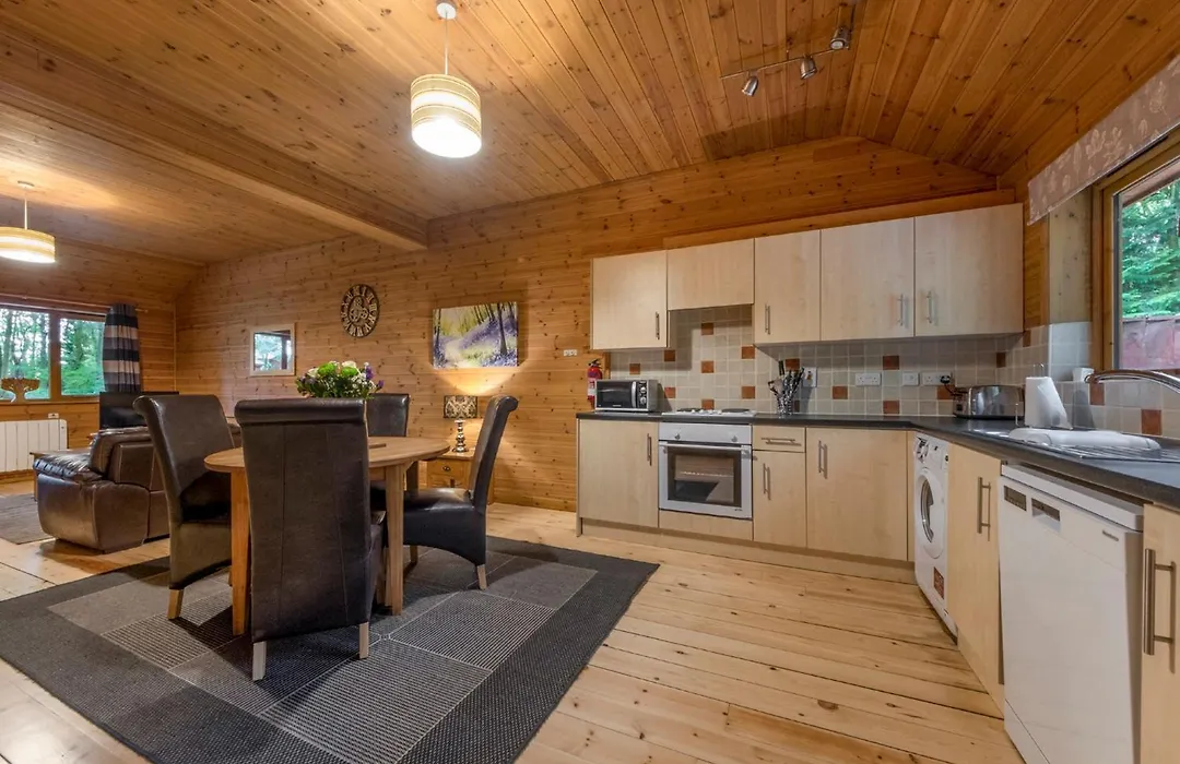 Woodland Park Lodges-1