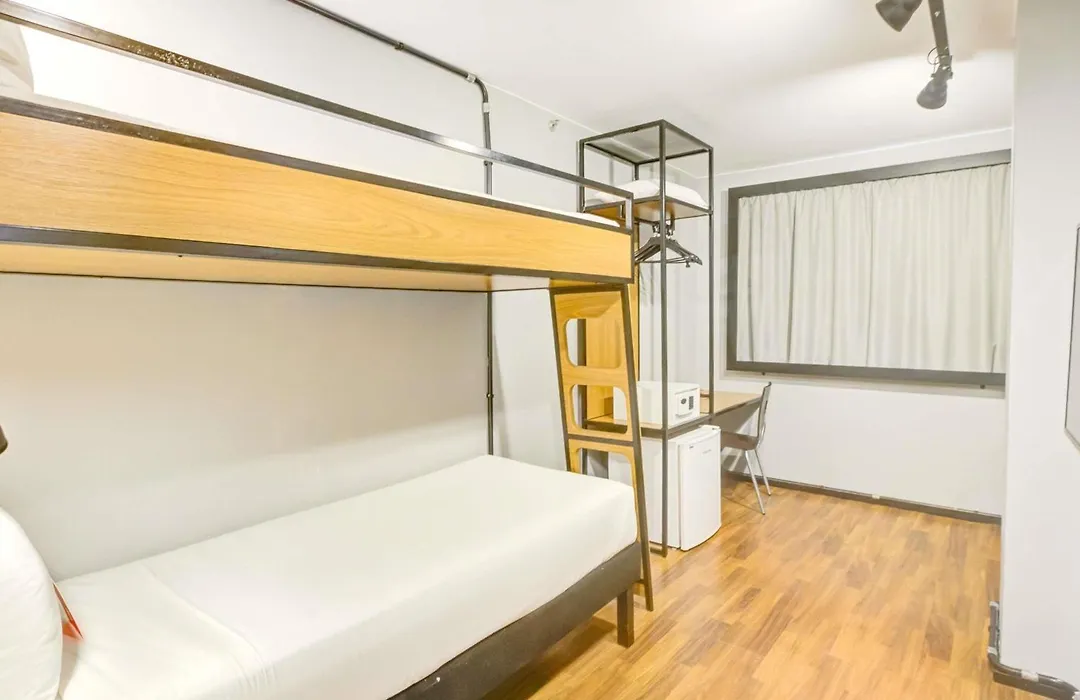 Ibis Copacabana Posto 2-1