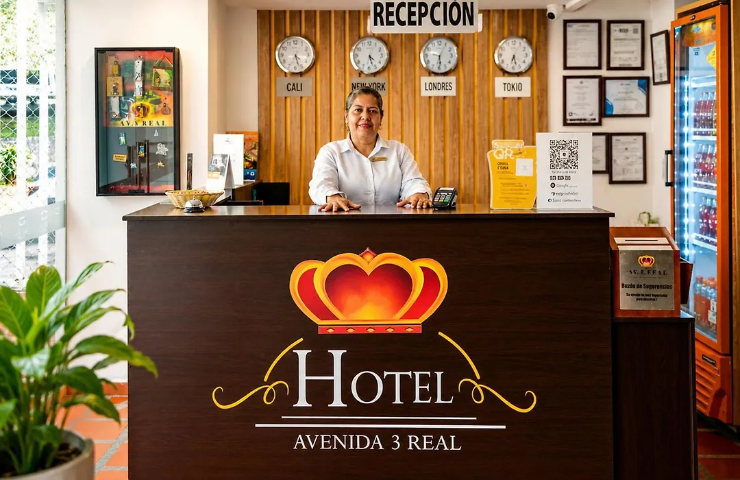 Hotel Avenida 3 Real-1