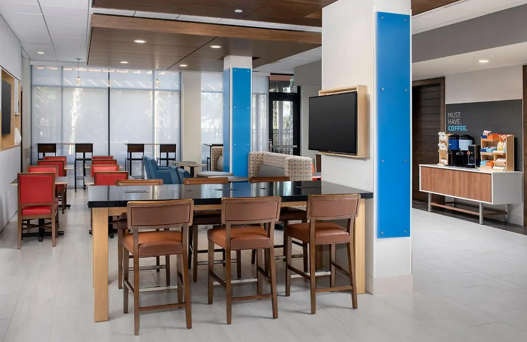 Holiday Inn Express Pensacola Downtown By Ihg-1
