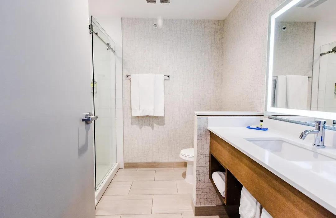 Holiday Inn Express & Suites - West Edmonton-Mall Area By Ihg-1