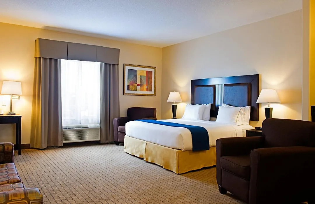 Holiday Inn Express & Suites-Regina-South By Ihg-1