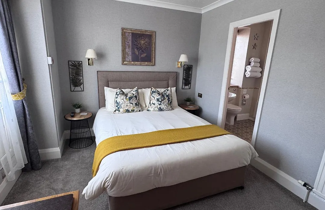 Seaside Hideaway (Adults Only)-1