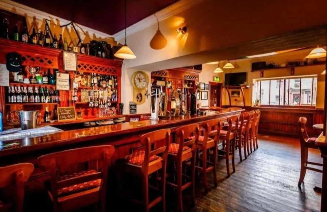 Horans Bar And Restaurant-1