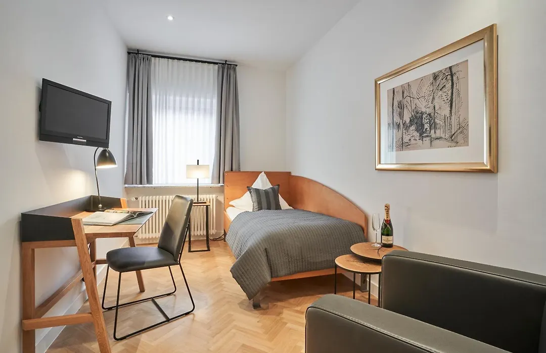 Hotel Goldener Engel-1