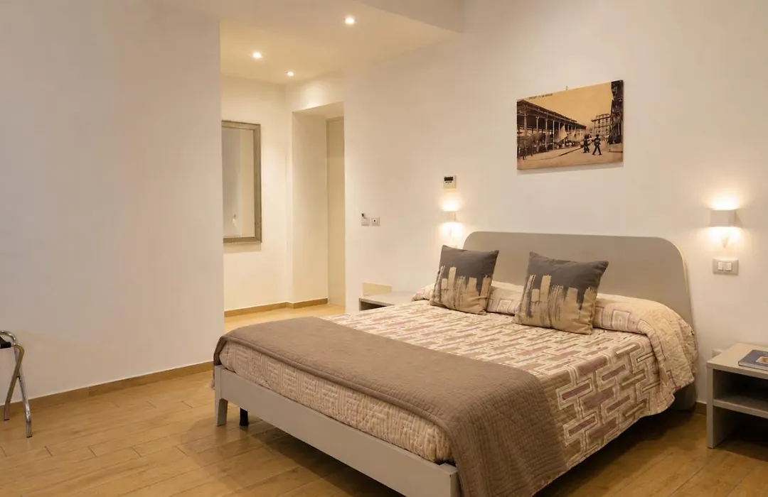 Real Rooms-1