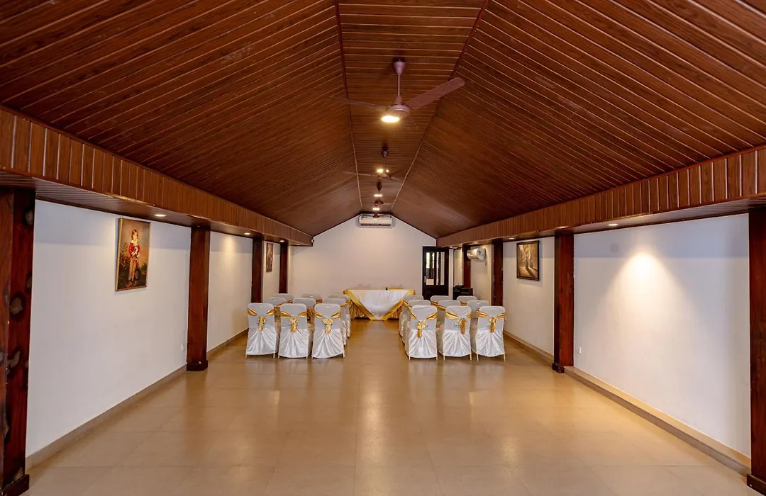 Nihara Resort And Spa Cochin-1