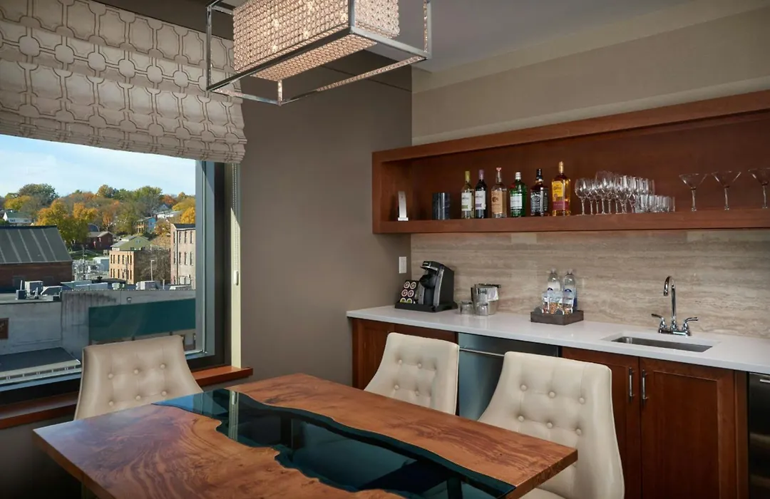 The Merrill Hotel & Conference Center, Muscatine, A Tribute Portfolio Hotel-1