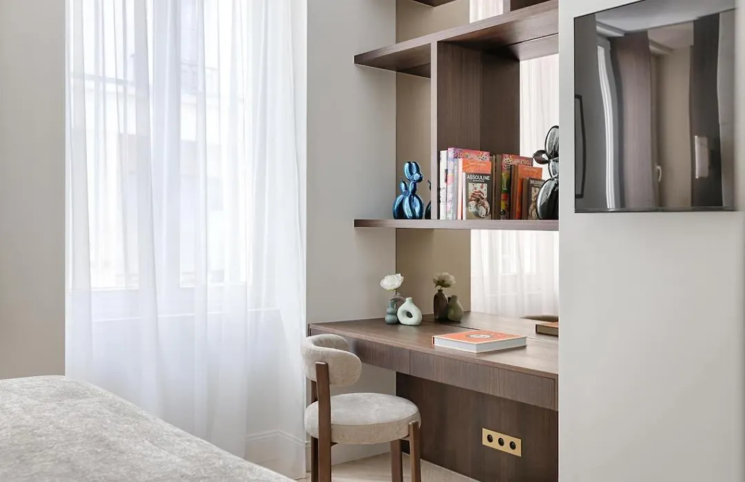 Luxury Apartments Near The Eiffel Tower-1