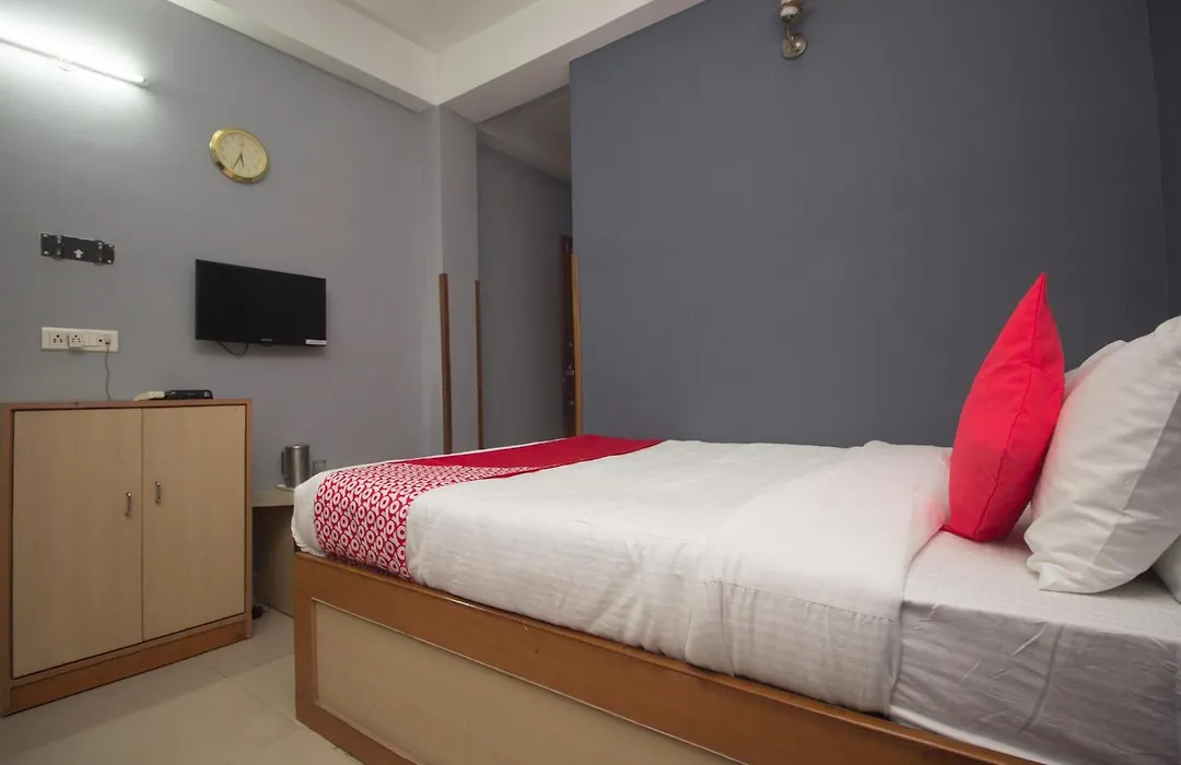 Hotel O Golden Moments-1