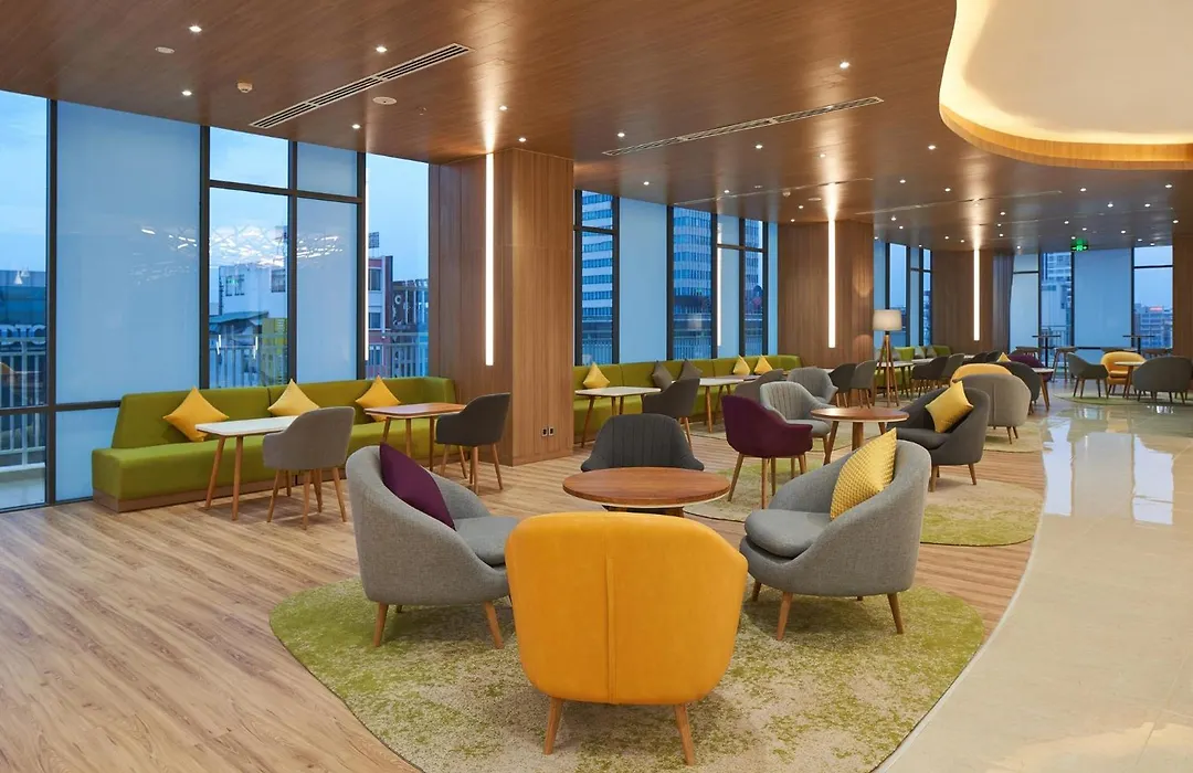 Holiday Inn & Suites Saigon Airport By Ihg-1