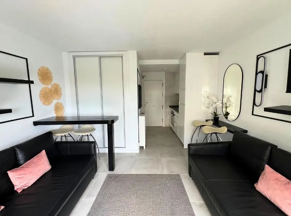 Apartamentos Benal Beach Group-1