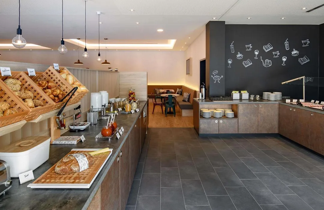 Ibis Styles Magdeburg-1