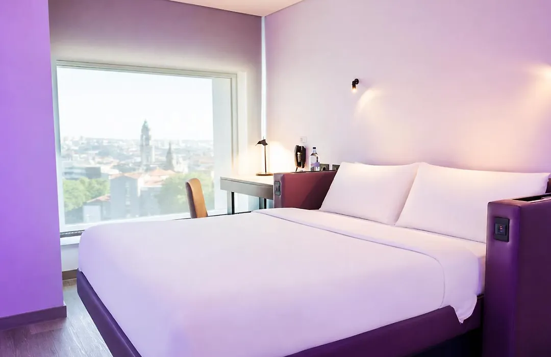 YOTEL Porto-1